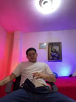 williamsmiiths16 online show from 26, 2, 2026