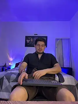 williamsmiiths16 online show from 20, 5, 2026
