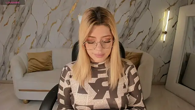 MadisonKane online show from 11, 4, 2026