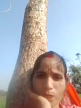 Snapshot of rashi_73 chatting on 15, 12, 2025 rashi 73 online show from 15, 12, 2025