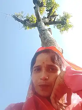 Snapshot of rashi_73 chatting on 16, 12, 2025 rashi 73 online show from 16, 12, 2025