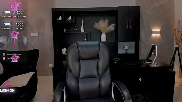 Snapshot of ChloeManson chatting on 13, 12, 2024 ChloeManson online show from 13, 12, 2024