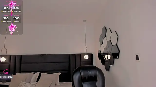 Snapshot of ChloeManson chatting on 18, 1, 2025 ChloeManson online show from 18, 1, 2025