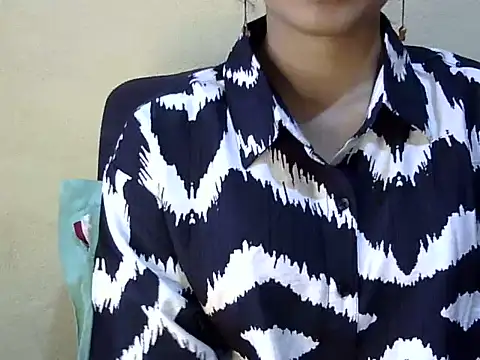 Snapshot of Shab_M chatting on 3, 8, 2026 Shab M online show from 3, 8, 2026