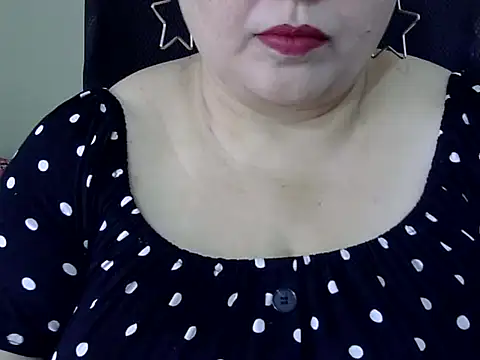 Snapshot of Soniya_Sha chatting on 17, 5, 2026 Soniya Sha online show from 17, 5, 2026