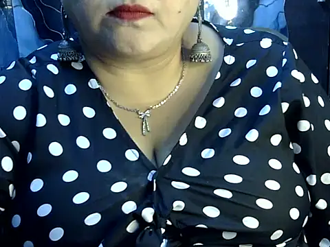Snapshot of Soniya_Sha chatting on 6, 7, 2026 Soniya Sha online show from 6, 7, 2026