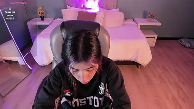 Celeste Rous   online show from 27, 3, 2026