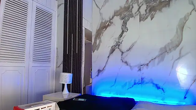 BellaHarpeer online show from 25, 3, 2026