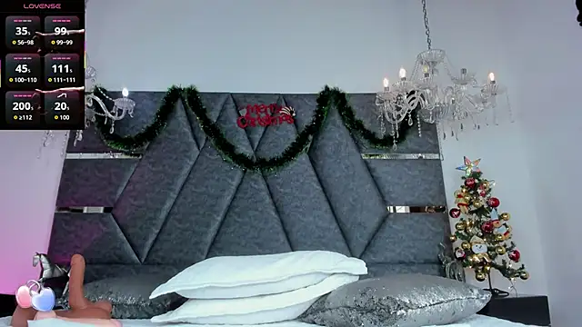 Snapshot of Amara_Rossee chatting on 15, 12, 2025 Amara Rossee online show from 15, 12, 2025