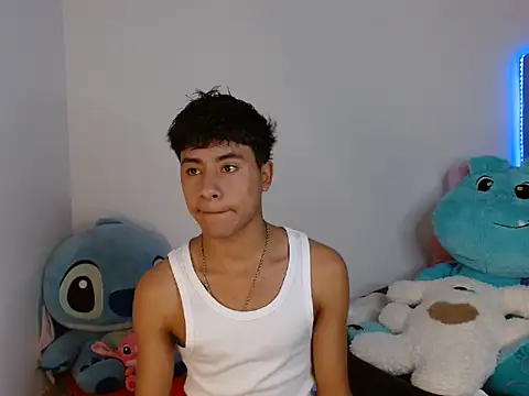 Sebas Ross04 online show from 27, 2, 2026