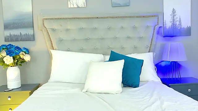 Snapshot of AnnieLeigt chatting on 18, 2, 2026 AnnieLeigt online show from 18, 2, 2026