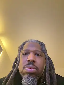 Snapshot of Horsemanny chatting on 19, 12, 2025 Horsemanny online show from 19, 12, 2025