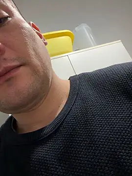 Snapshot of CharlyAlfa22 chatting on 18, 2, 2026 CharlyAlfa22 online show from 18, 2, 2026