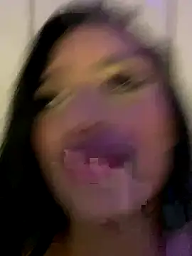 Snapshot of AlinaArgii chatting on 13, 12, 2025 AlinaArgii online show from 13, 12, 2025