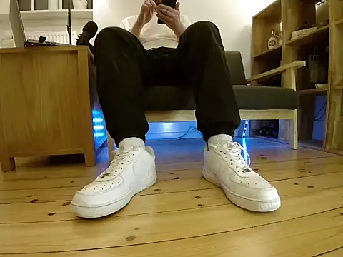 Snapshot of jonas_camboy chatting on 5, 2, 2026 jonas camboy online show from 5, 2, 2026