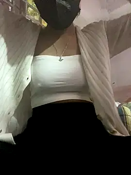 Snapshot of LucAnh99 chatting on 16, 12, 2025 LucAnh99 online show from 16, 12, 2025