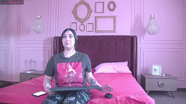 KendallVelvet online show from 26, 4, 2026