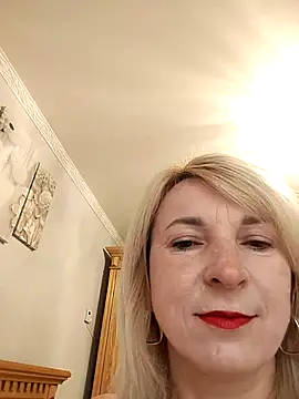 Snapshot of AhlyssaLove1155 chatting on 1, 7, 2026 AhlyssaLove1155 online show from 1, 7, 2026