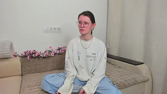 RoxyHerena online show from 22, 12, 2025