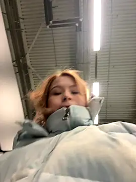  Little Ginger online show from 17, 12, 2025