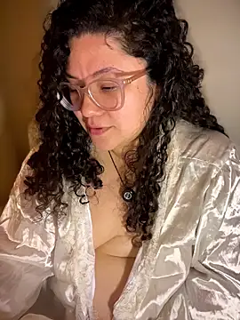 VanesssaMilf  online show from 20, 2, 2026