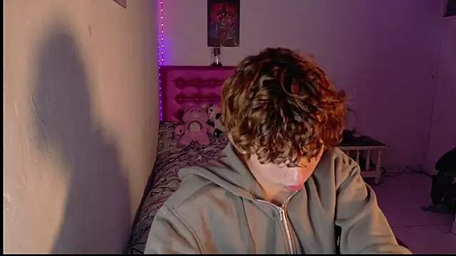 Dani Dancer online show from 23, 12, 2025