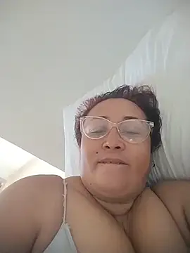 Nini Love  online show from 24, 2, 2026