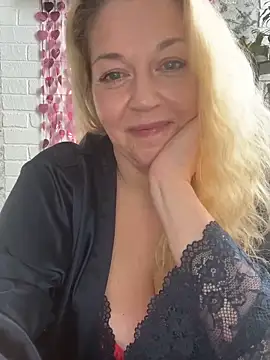 JenniferCarmen online show from 2, 3, 2026