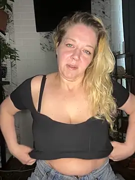 JenniferCarmen online show from 24, 5, 2026