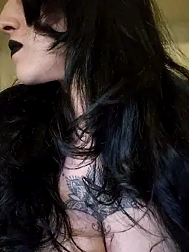 BustyVampyre online show from 3, 2, 2026