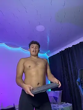 Snapshot of michael_iron chatting on 15, 12, 2025 michael iron online show from 15, 12, 2025