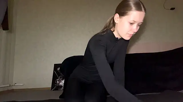 ZaidaSchwarten online show from 16, 2, 2026