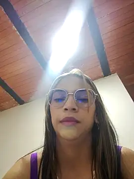 Snapshot of Evangeline_Bonnet chatting on 16, 12, 2025 Evangeline Bonnet online show from 16, 12, 2025