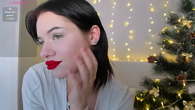 Snapshot of BeatriceMoonlight chatting on 16, 12, 2025 BeatriceMoonlight online show from 16, 12, 2025