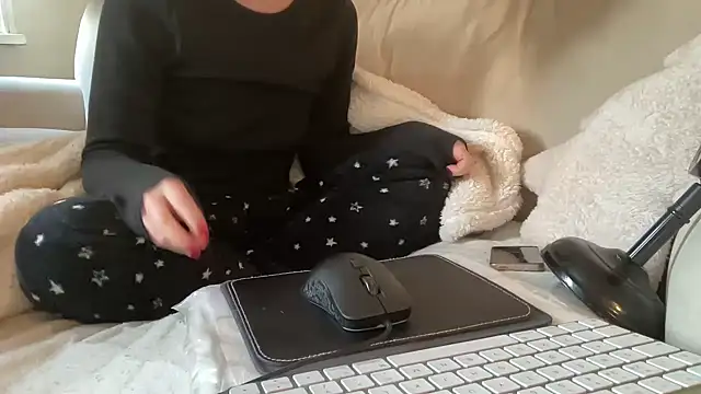 ijustturned18today online show from 20, 12, 2025