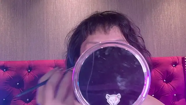 Snapshot of Shelly_bat chatting on 8, 7, 2026 Shelly bat online show from 8, 7, 2026
