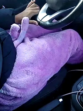 Julie9toma online show from 15, 12, 2025