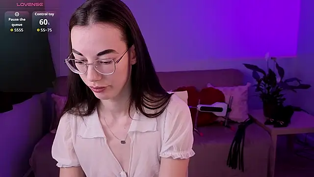 EmmaJacson online show from 16, 2, 2026