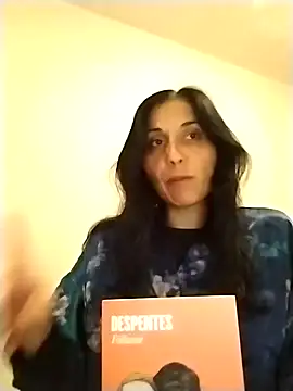 Snapshot of DommeVioleta chatting on 18, 12, 2025 DommeVioleta online show from 18, 12, 2025