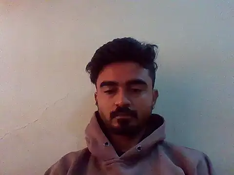 Snapshot of no_one_knows_ chatting on 15, 12, 2025 no one knows online show from 15, 12, 2025