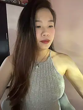 Snapshot of Bae1103_ chatting on 18, 12, 2025 Bae1103 online show from 18, 12, 2025