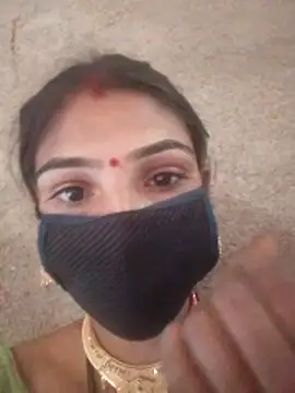 Snapshot of Laxmi9090 chatting on 18, 12, 2025 Laxmi9090 online show from 18, 12, 2025