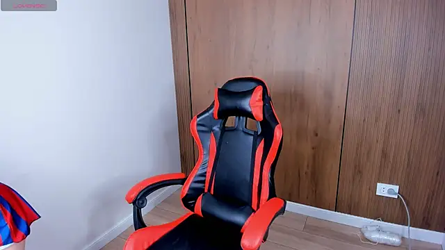 Snapshot of Semilia_son chatting on 16, 12, 2025 Semilia son online show from 16, 12, 2025