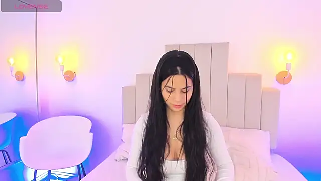 Snapshot of CamilGray chatting on 14, 12, 2025 CamilGray online show from 14, 12, 2025