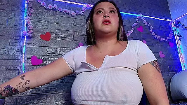 emma honey   online show from 17, 12, 2025