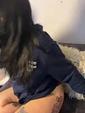 Snapshot of Lunaclarx chatting on 15, 12, 2025 Lunaclarx online show from 15, 12, 2025