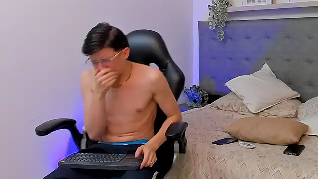 sebastamayo  online show from 27, 2, 2026