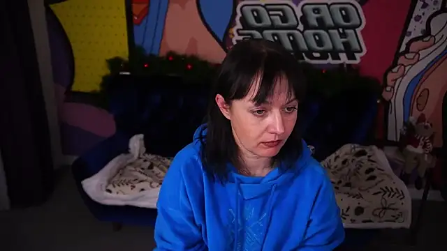 Snapshot of MariStorm chatting on 16, 12, 2025 MariStorm online show from 16, 12, 2025