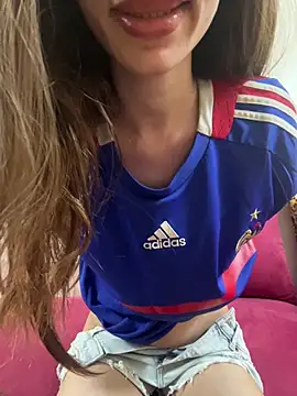 yasmina2020 online show from 2, 7, 2026