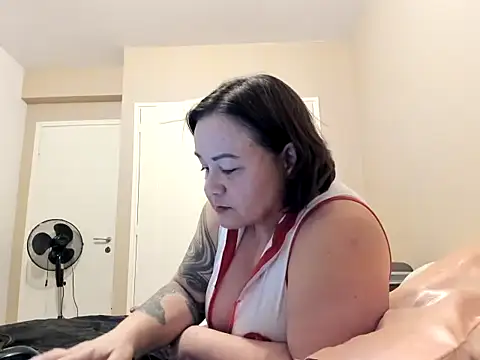 tantriquegirl06 online show from 8, 1, 2026